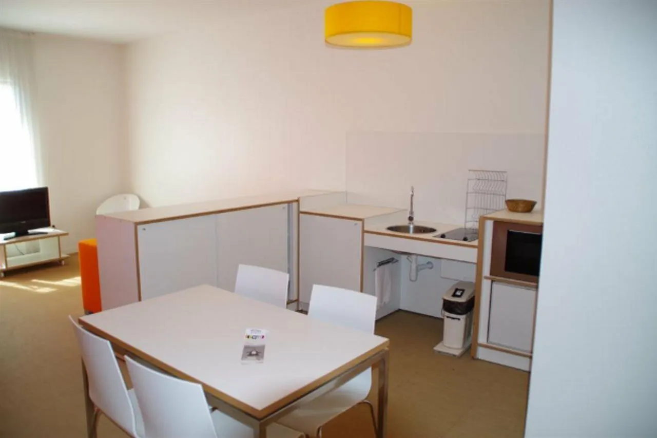 Residence Montempo Lyon Cite Internationale 3*,  France