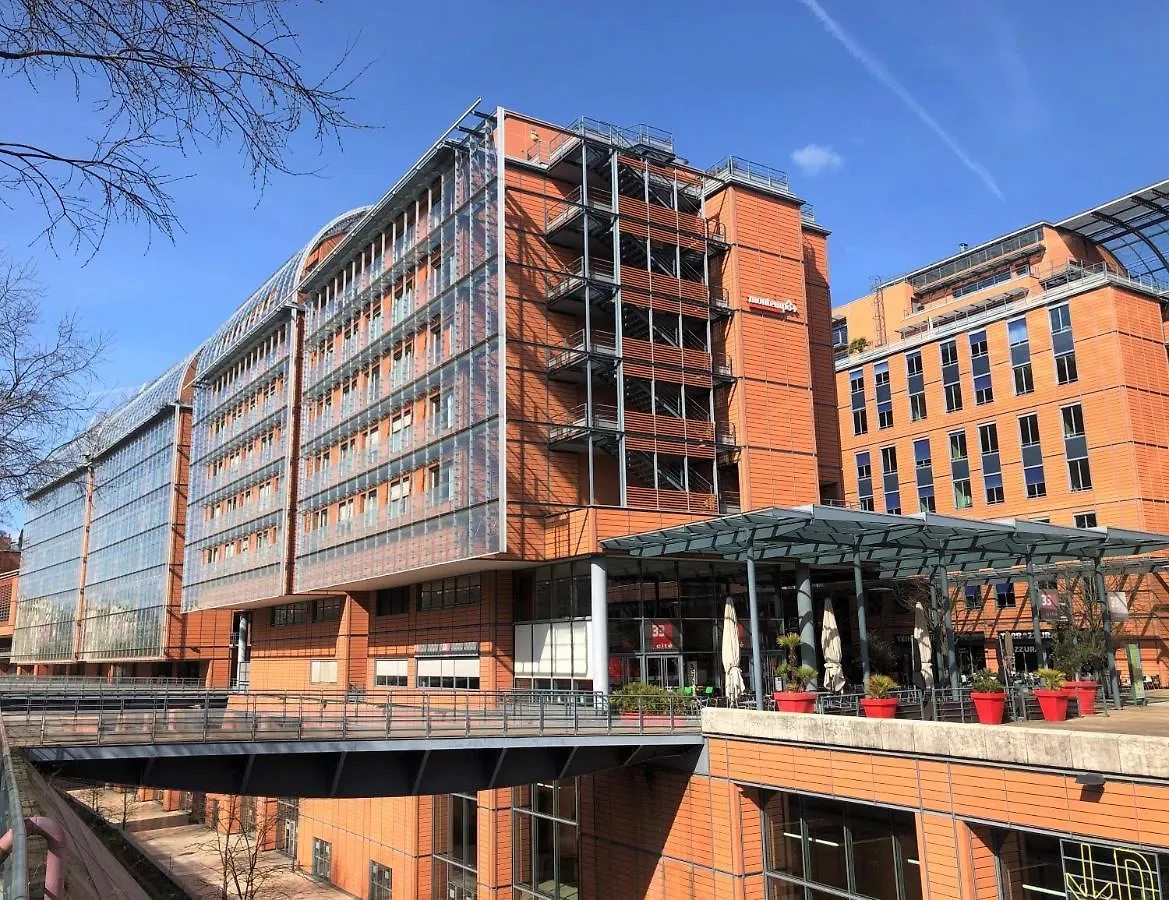Residence Montempo Lyon Cite Internationale 3*,  France